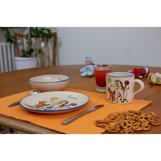 Named childre cup & Breakfast plate & Bowl - Horse/Pony Set of 3 Named childre cup & Breakfast plate & Bowl - Horse/Pony Set of 3