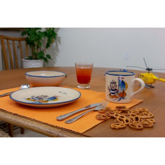 Named childre cup & Breakfast plate & Bowl - Seal Captain Set of 3 Named childre cup & Breakfast plate & Bowl - Seal Captain Set of 3