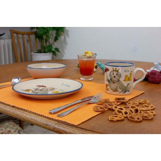 Named childre cup & Breakfast plate & Bowl - Seal Princess Set of 3 Named childre cup & Breakfast plate & Bowl - Seal Princess Set of 3